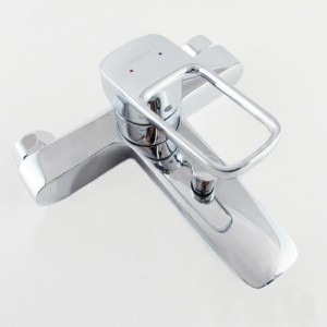 Hansgrohe Logis Loop смеситель для ванны, ВМ, цвет: хром Hansgrohe Logis Loop смеситель для ванны, ВМ, цвет: хром